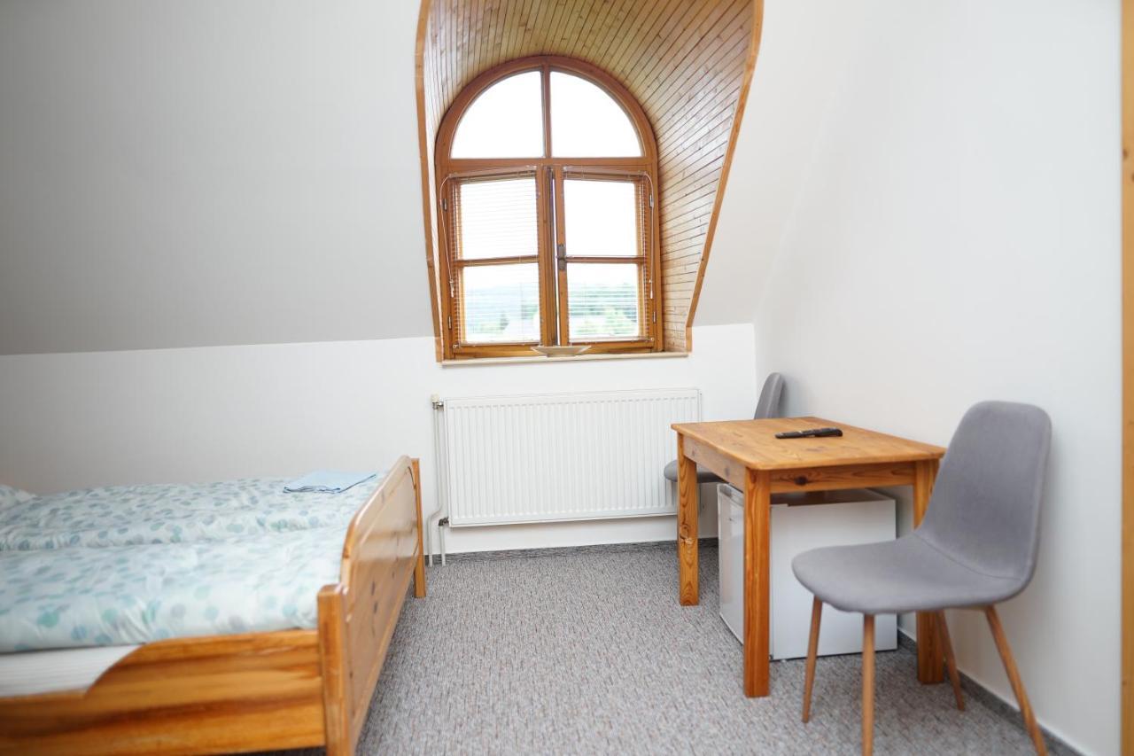 Penzion Terasa, Bed & Breakfast Velke Losiny Exterior photo