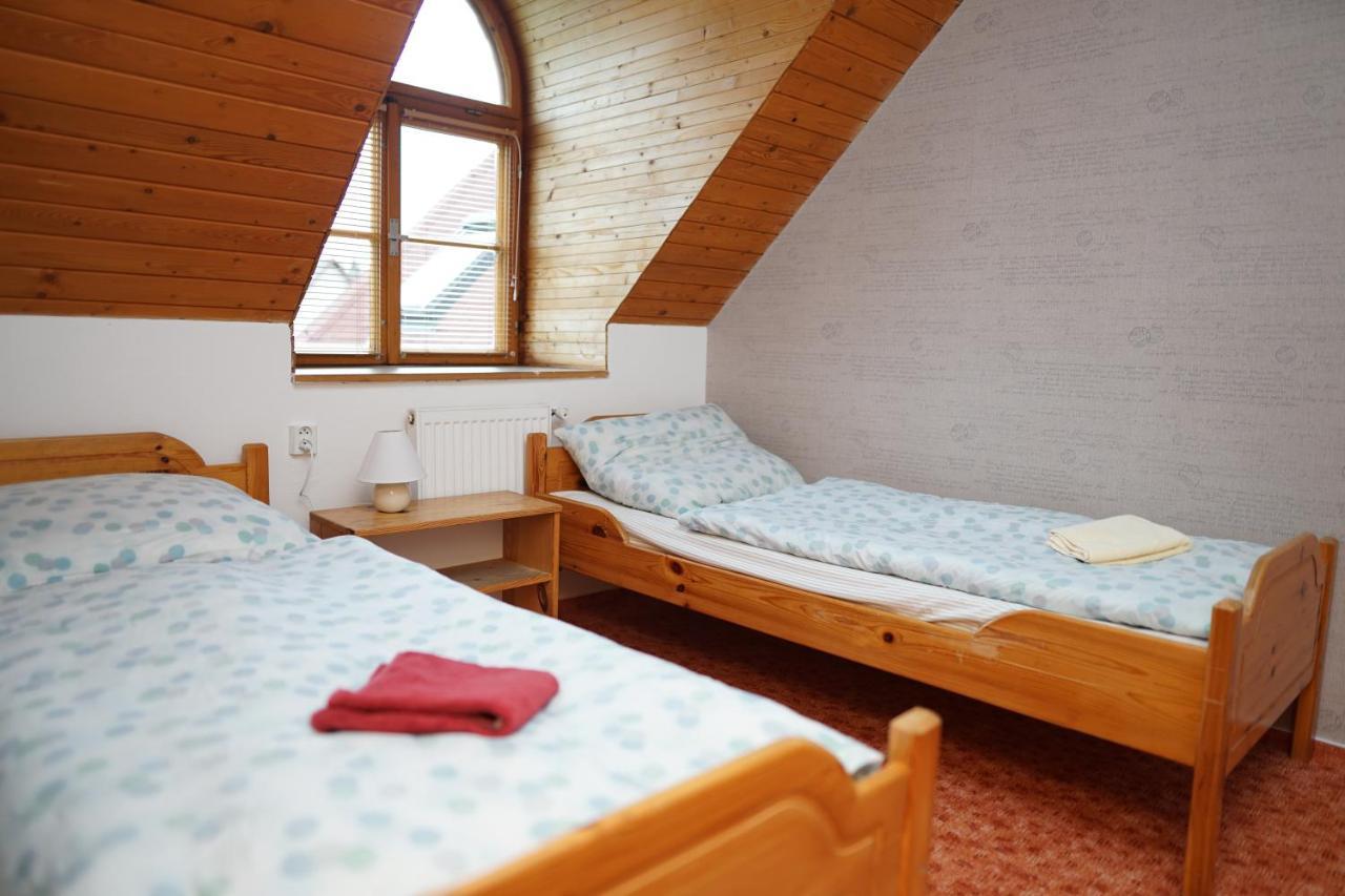 Penzion Terasa, Bed & Breakfast Velke Losiny Exterior photo