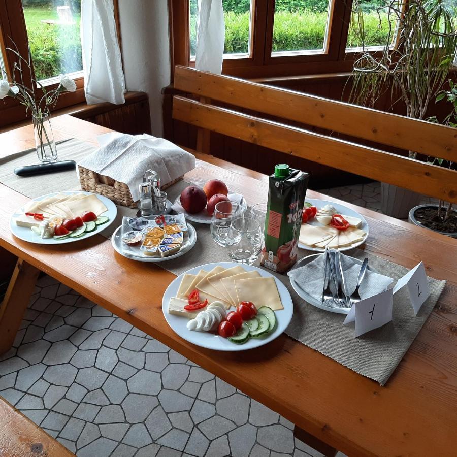 Penzion Terasa, Bed & Breakfast Velke Losiny Exterior photo