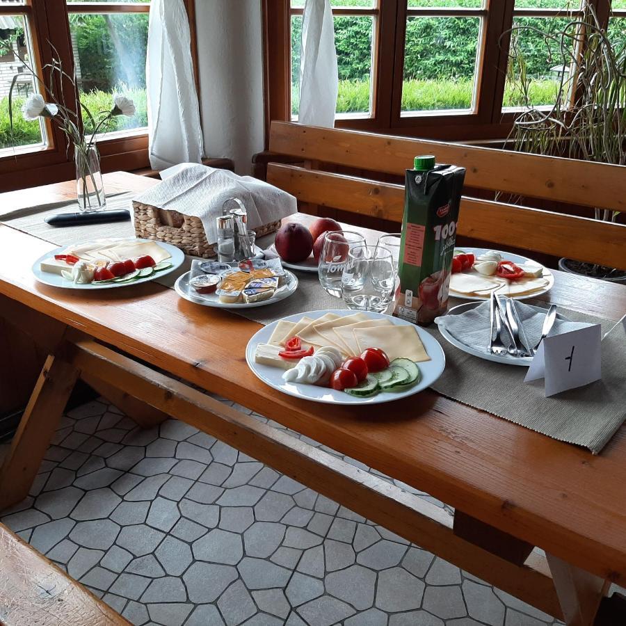 Penzion Terasa, Bed & Breakfast Velke Losiny Exterior photo